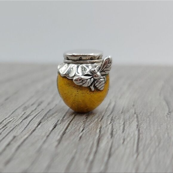 925 Sterling Silver Honey Pot Bumble Bee Charm - Picture 1 of 8